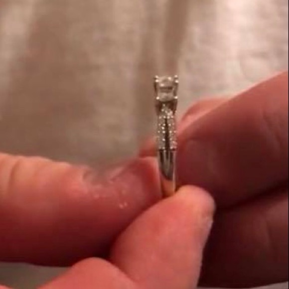 ISO this ring - Picture 3 of 3